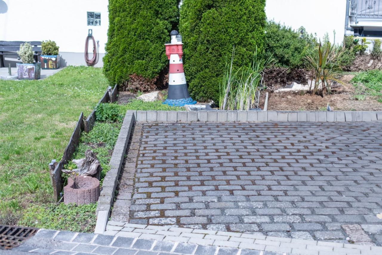 Апартаменты Cozy I Hochwertig Eingerichtet Netflix Parkplatz Nespresso Longkamp Экстерьер фото